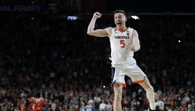 Kyle Guy jumps