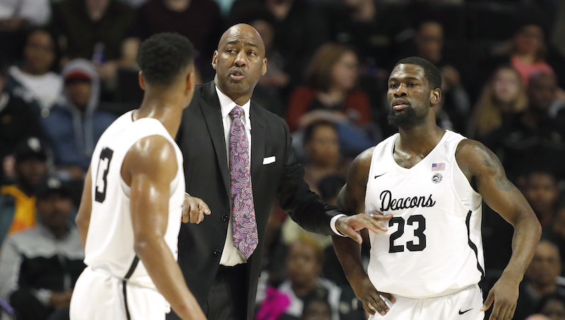Danny Manning instructs