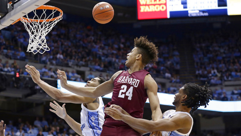 Kale Catchings rebounds